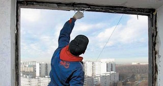 Демонтаж остекления балкона в Солнечногорске - цена от 574 руб. - Сварной-Слн